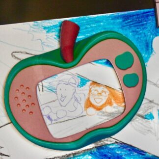 Apple Telly - Cute Magnetic Photo Frame. It's a Fruit TV!